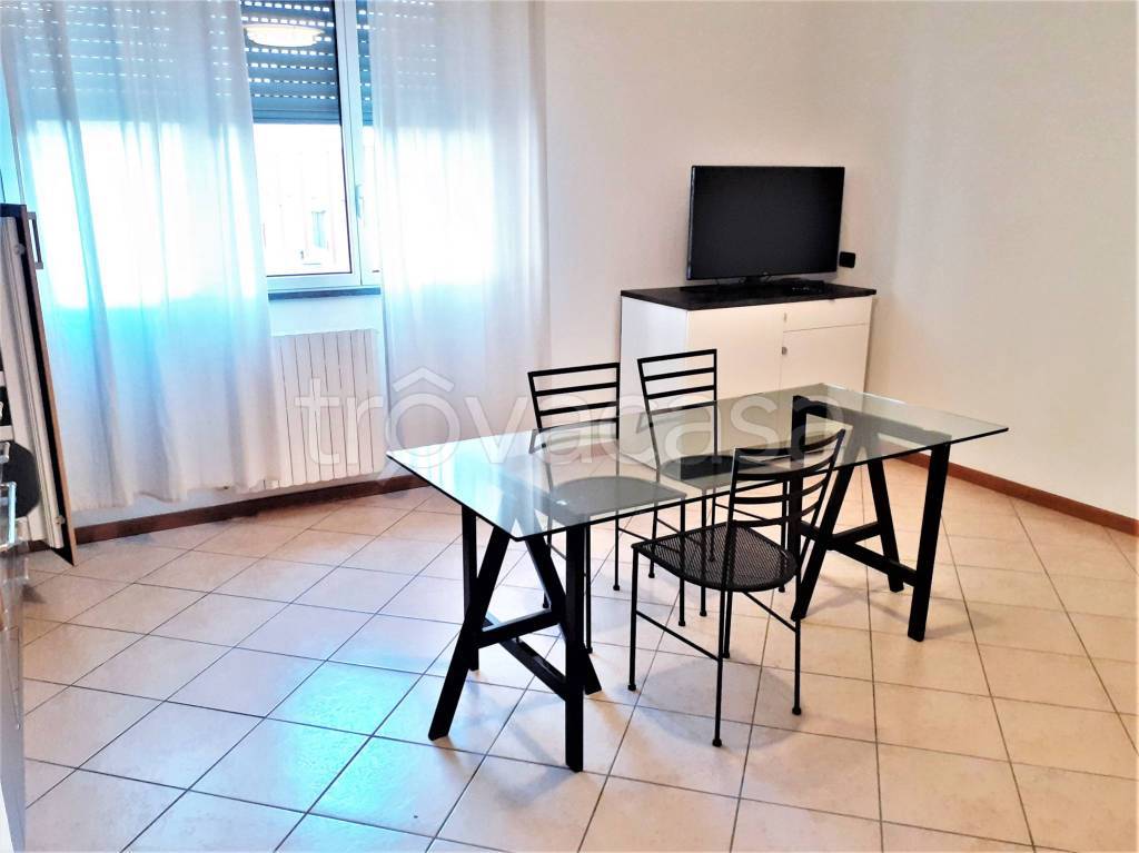 appartamento in affitto a Milano in zona Solari