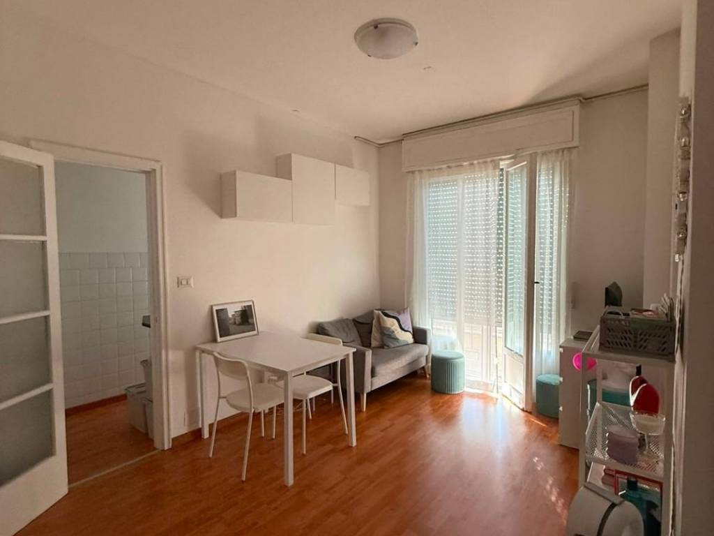 appartamento in affitto a Milano in zona De Angeli