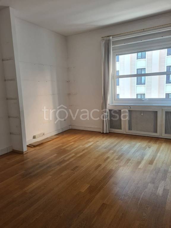 ufficio in affitto a Milano in zona Porta Nuova