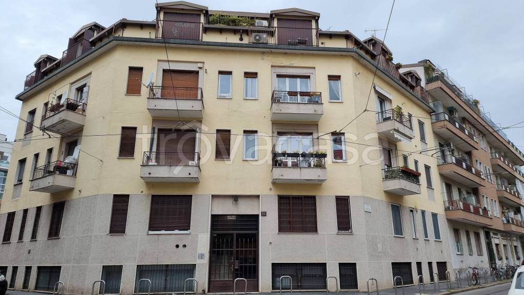 appartamento in affitto a Milano in zona Vigentino