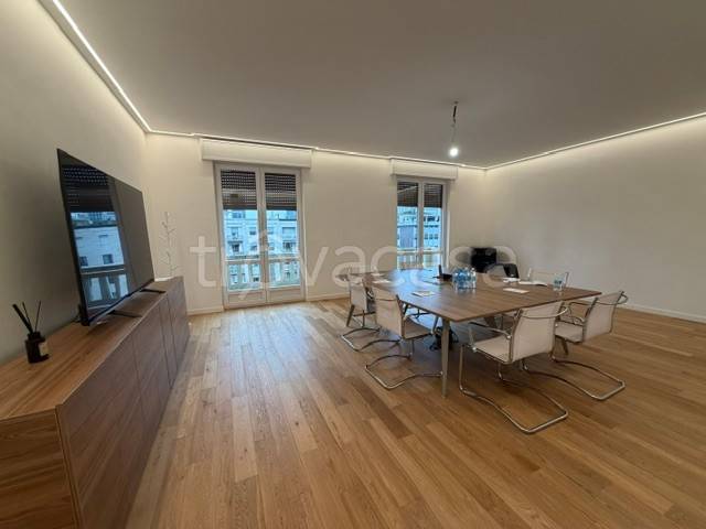 ufficio in affitto a Milano in zona Centro Direzionale