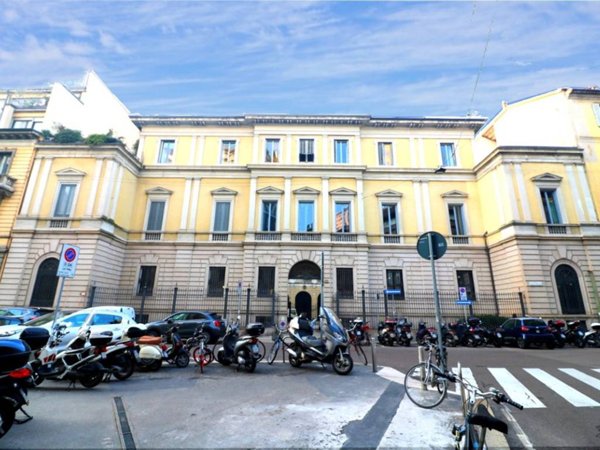appartamento in affitto a Milano in zona Porta Nuova