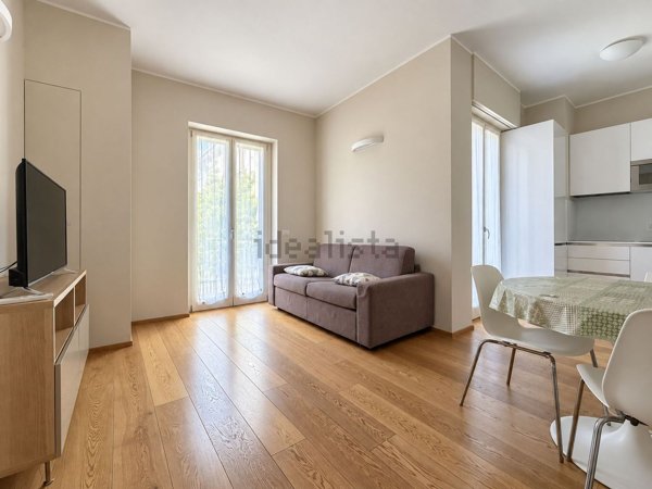 appartamento in affitto a Milano in zona De Angeli