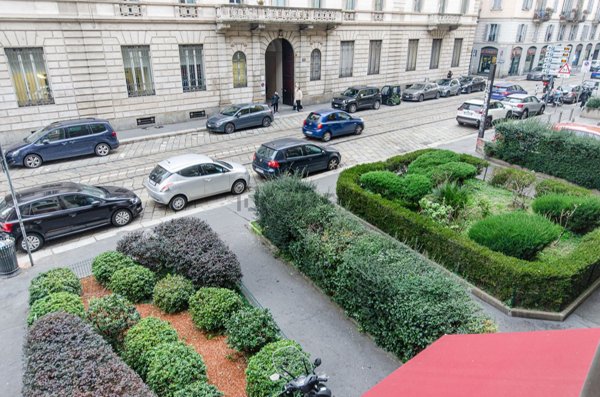 ufficio in affitto a Milano in zona Guastalla