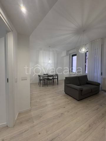 appartamento in affitto a Milano in zona Sant'Ambrogio
