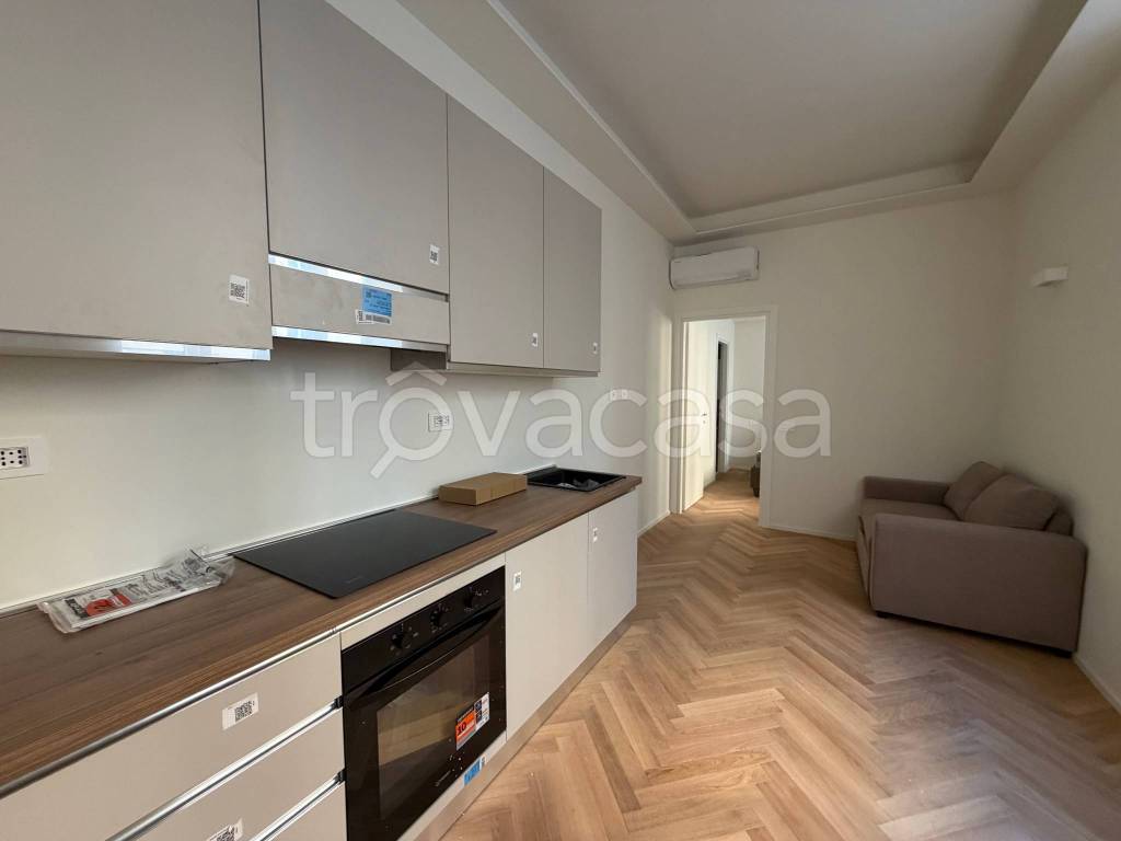 appartamento in affitto a Milano in zona Corsica