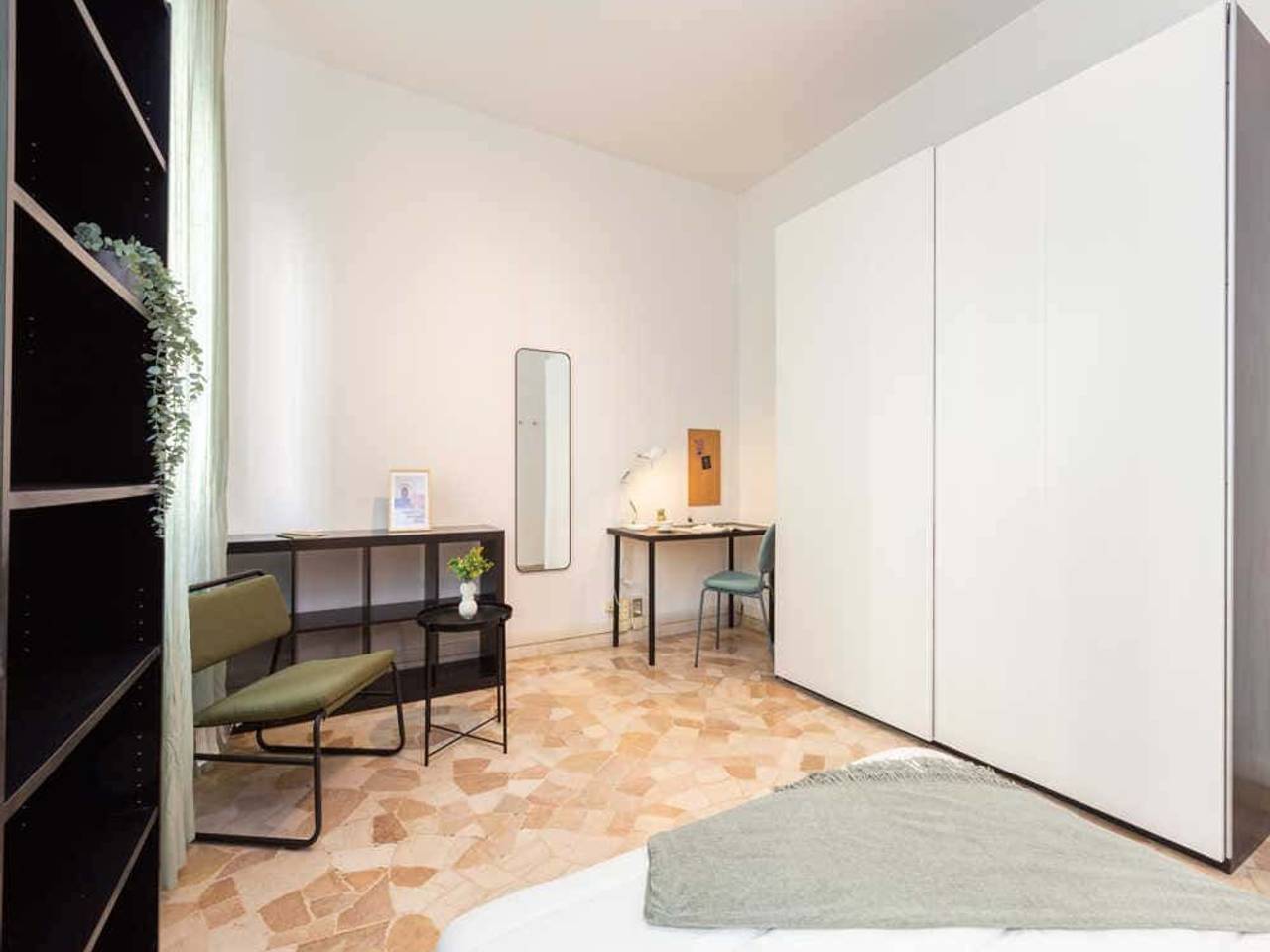 appartamento in affitto a Milano in zona Lorenteggio