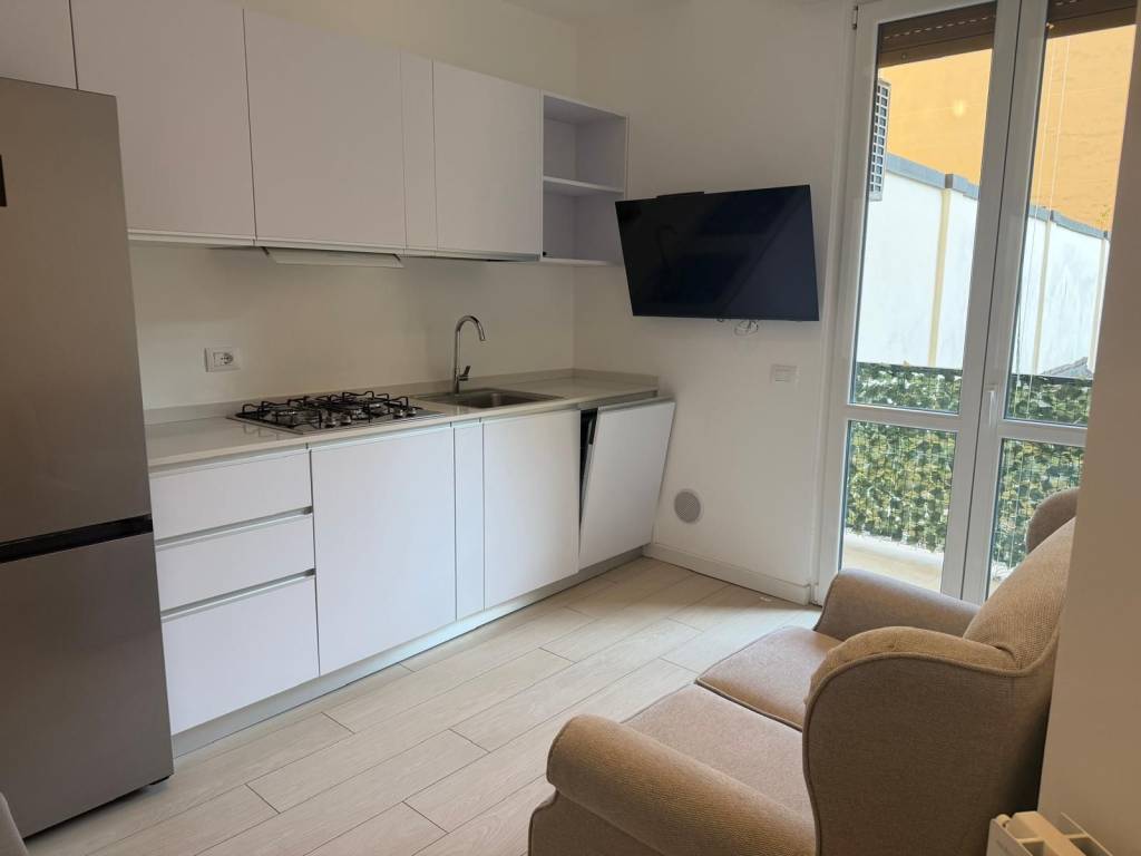appartamento in affitto a Milano in zona Lorenteggio