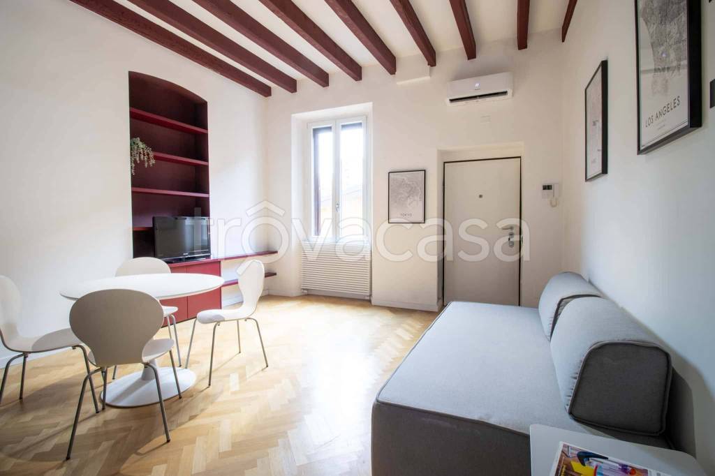appartamento in affitto a Milano in zona Barona