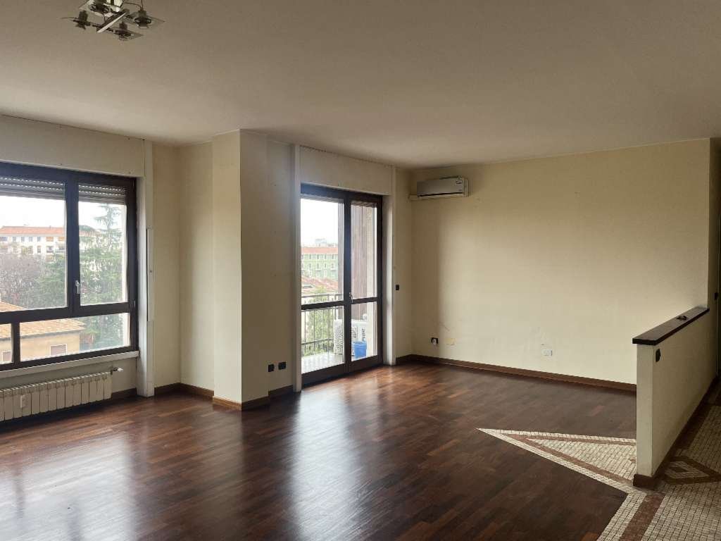 appartamento in affitto a Milano in zona De Angeli