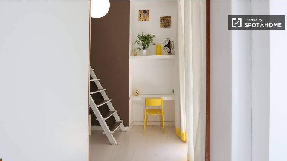 appartamento in affitto a Milano in zona Isola