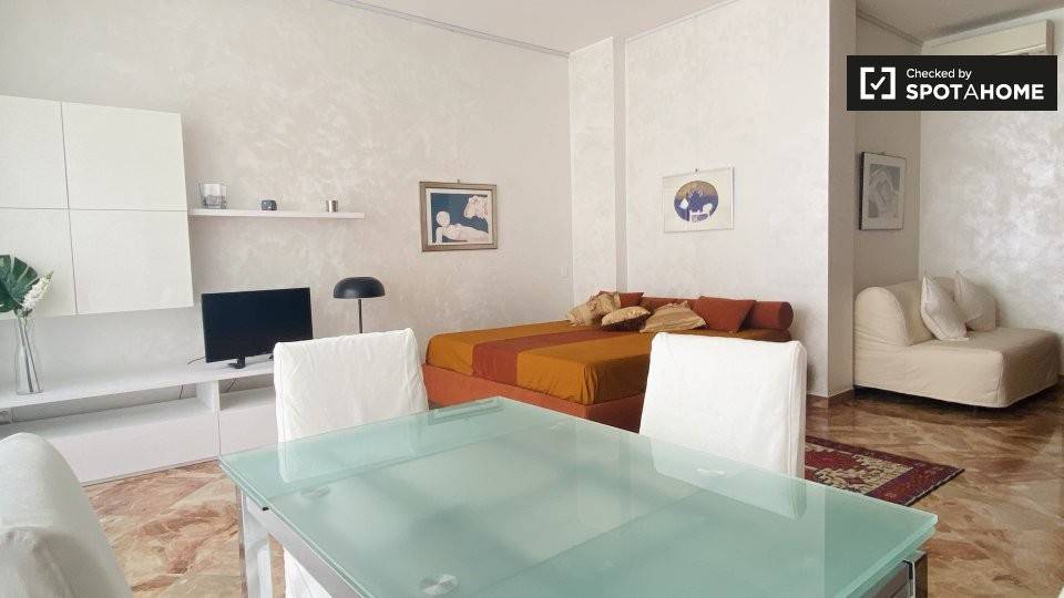 appartamento in affitto a Milano in zona Porta Vigentina