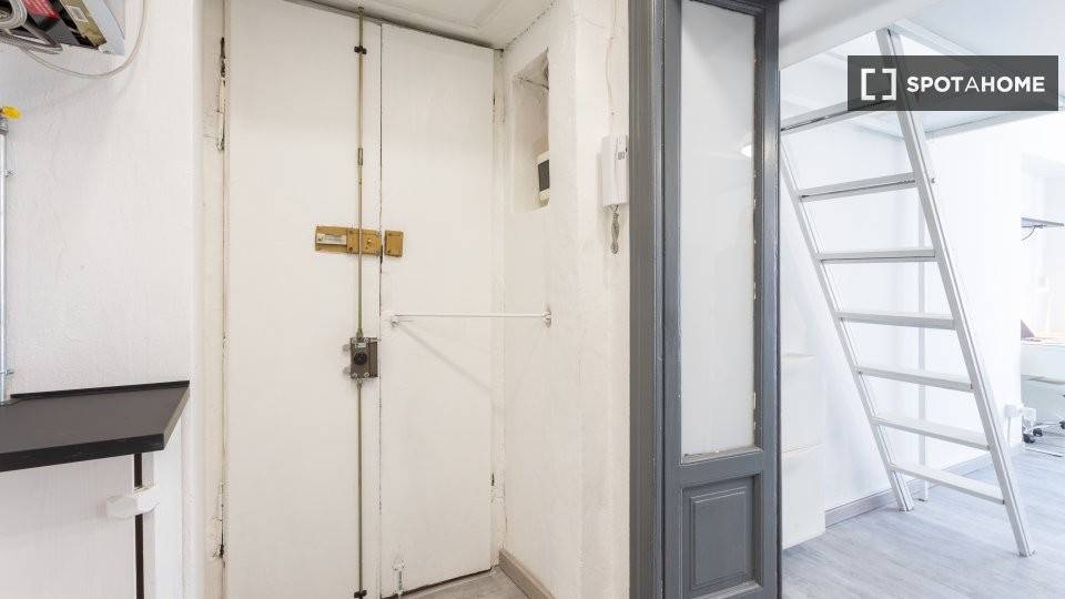 appartamento in affitto a Milano in zona Piazzale Lodi