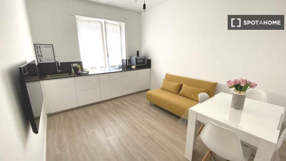 appartamento in affitto a Milano in zona Corvetto