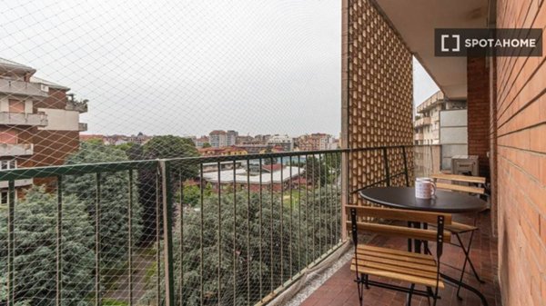 appartamento in affitto a Milano in zona Famagosta