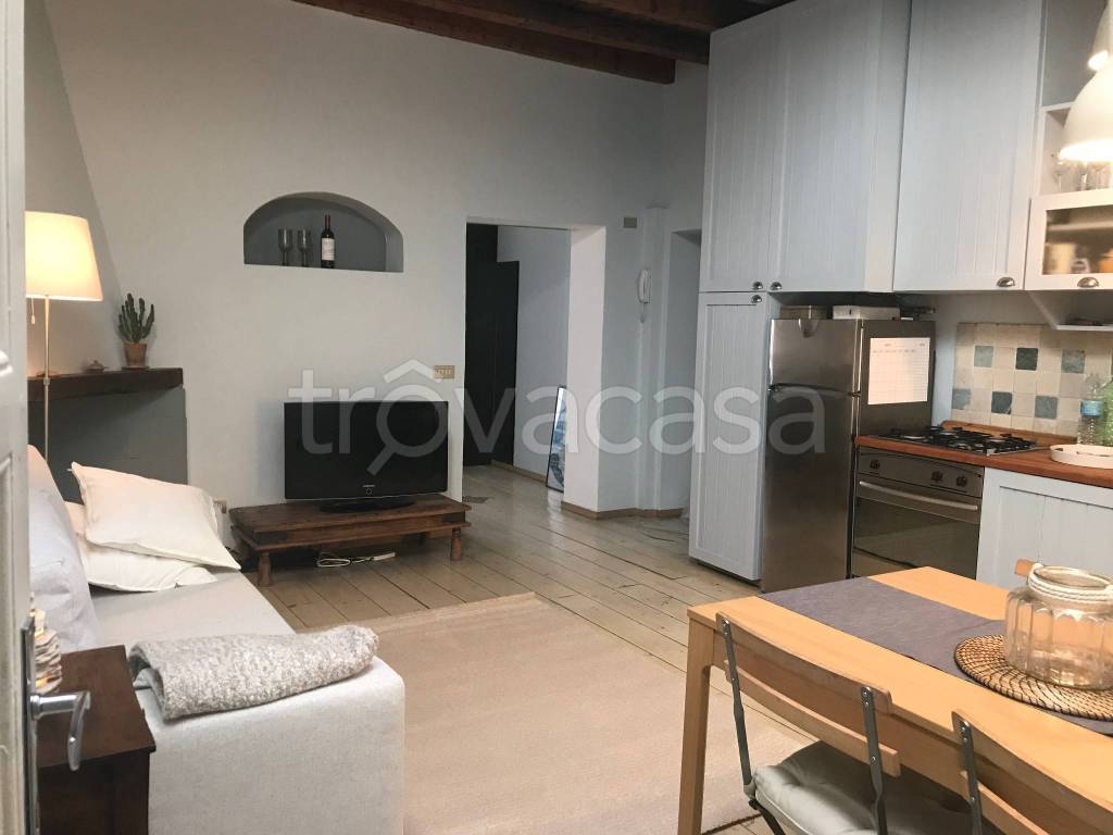 appartamento in affitto a Milano in zona Porta Volta
