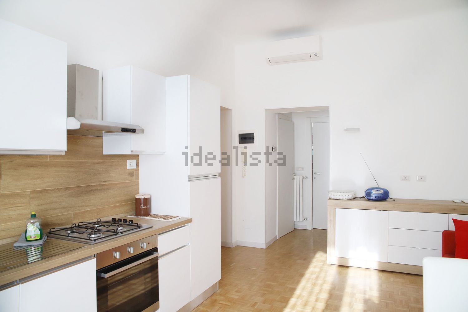 appartamento in affitto a Milano in zona Corsica