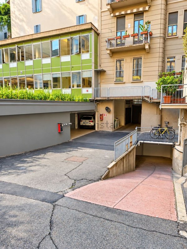 box auto in affitto a Milano in zona Porta Venezia