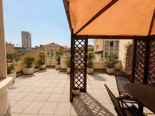 appartamento in affitto a Milano in zona Sant'Ambrogio