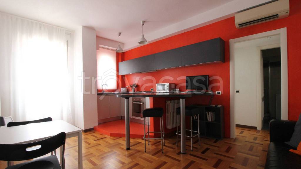 appartamento in affitto a Milano in zona Piazzale Lodi