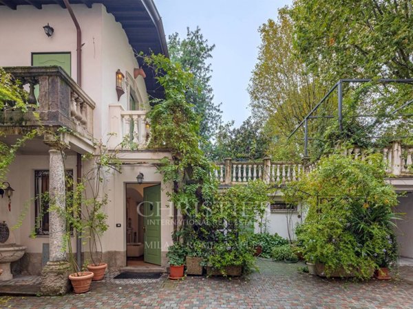 casa indipendente in affitto a Milano in zona Porta Vigentina