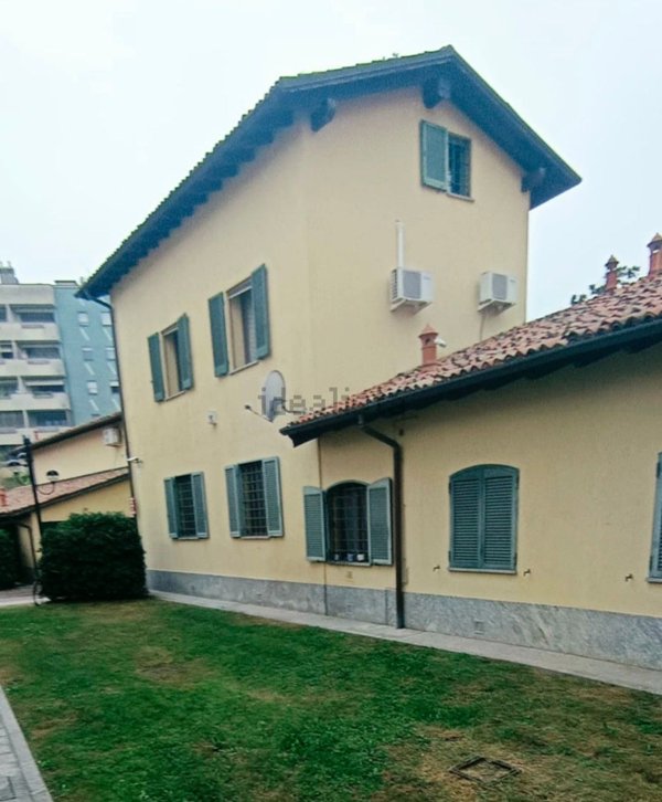 appartamento in affitto a Milano in zona Moncucco