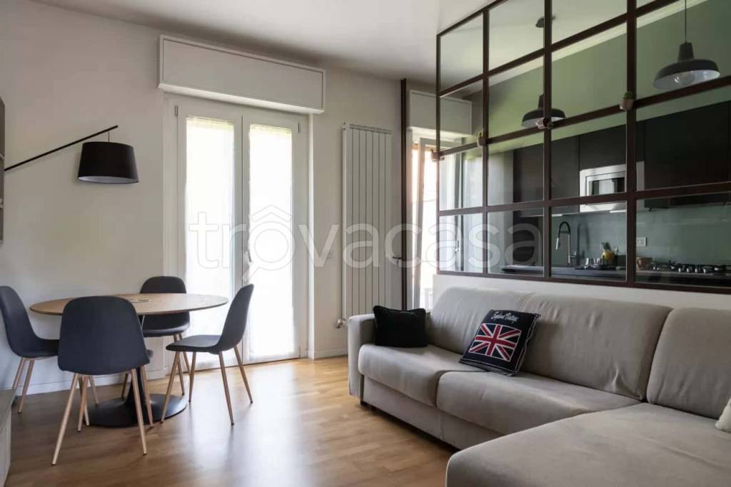 appartamento in affitto a Milano in zona Bande Nere