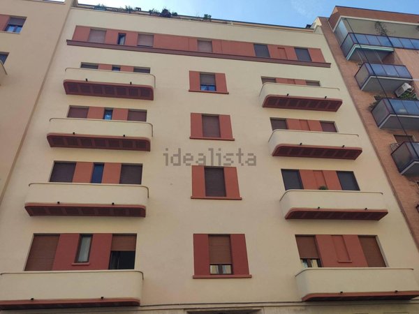 appartamento in affitto a Milano in zona Lorenteggio