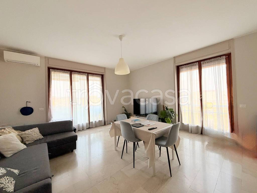 appartamento in affitto a Milano in zona Piazzale Lodi