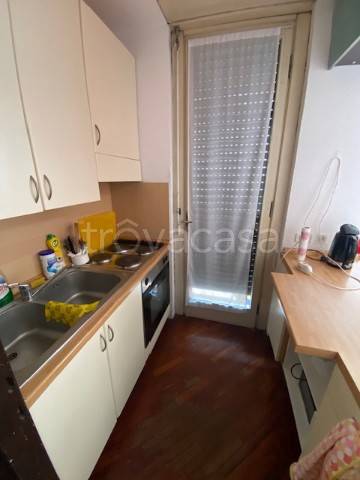 appartamento in affitto a Milano in zona Bullona