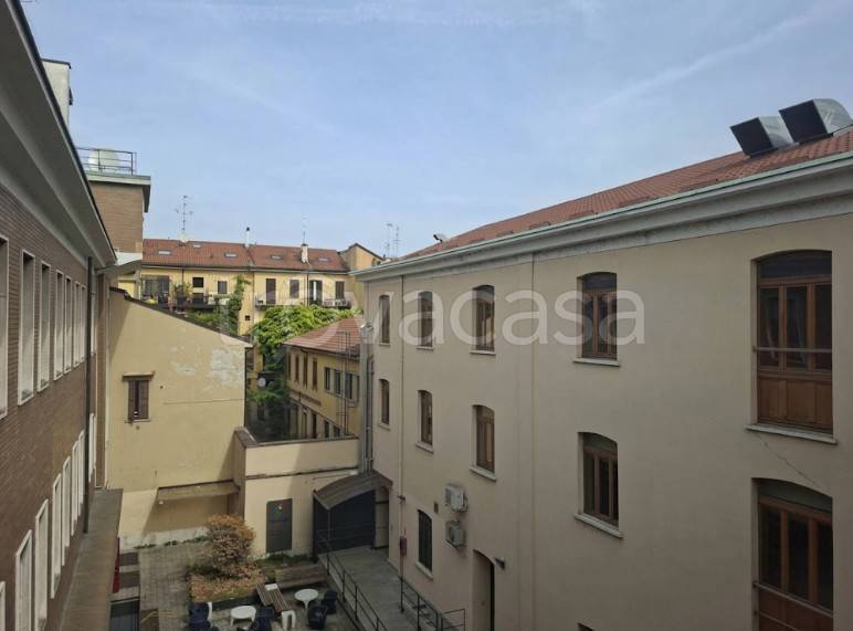 ufficio in affitto a Milano in zona Porta Genova