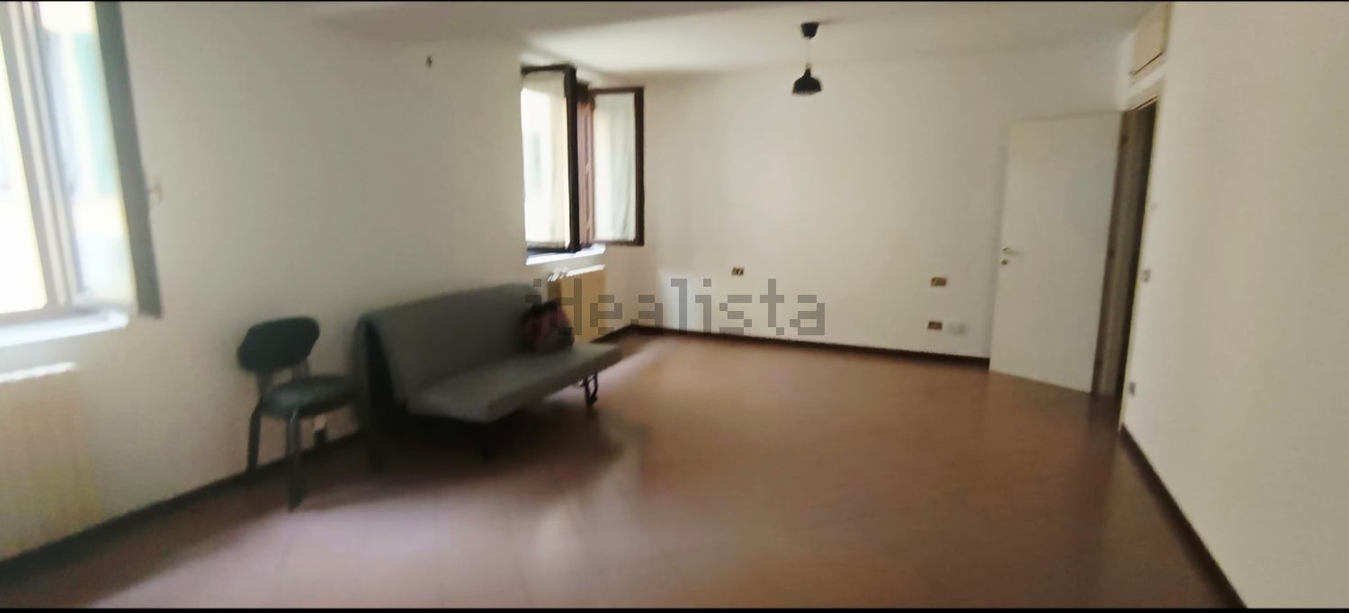appartamento in affitto a Milano in zona Famagosta