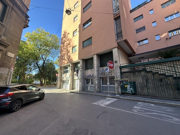 ufficio in affitto a Milano in zona Porta Tenaglia