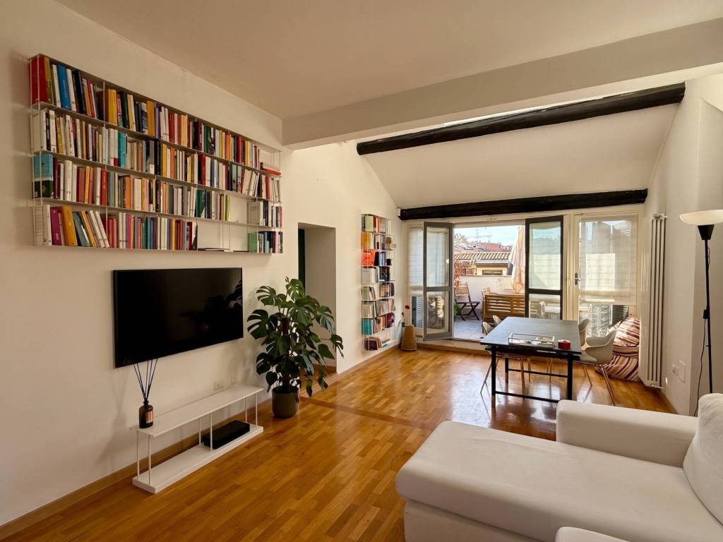appartamento in affitto a Milano in zona Sant'Ambrogio