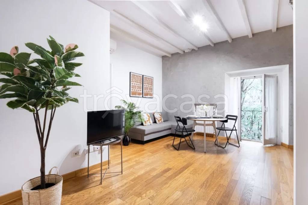 appartamento in affitto a Milano in zona Cadorna
