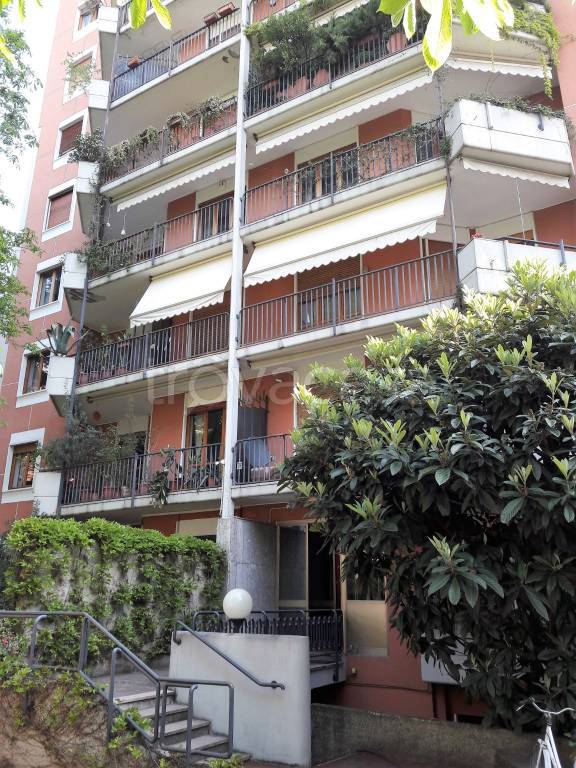 appartamento in affitto a Milano in zona Bande Nere