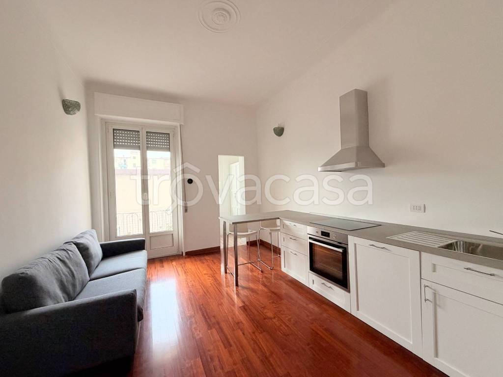 appartamento in affitto a Milano in zona Lorenteggio