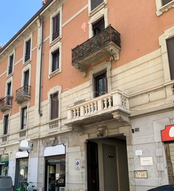 appartamento in affitto a Milano in zona Guastalla
