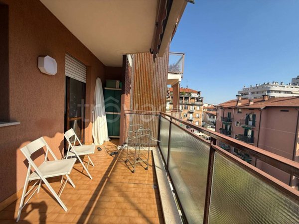 appartamento in affitto a Milano in zona Dergano
