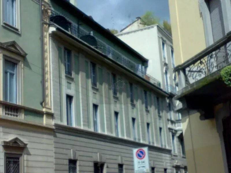 appartamento in affitto a Milano in zona Guastalla