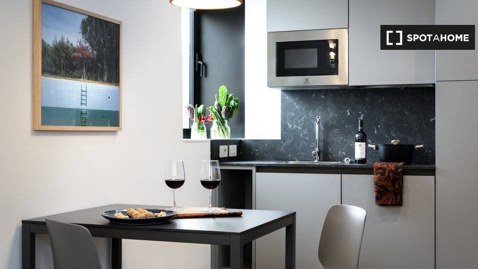 appartamento in affitto a Milano in zona Corsica
