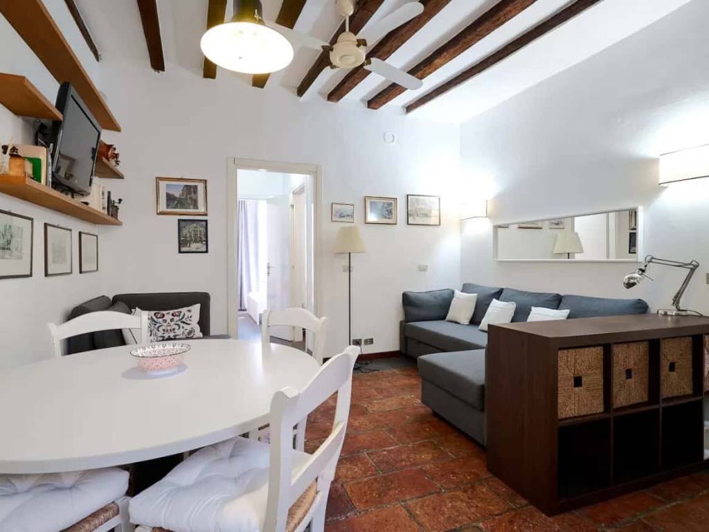 appartamento in affitto a Milano in zona Porta Ticinese