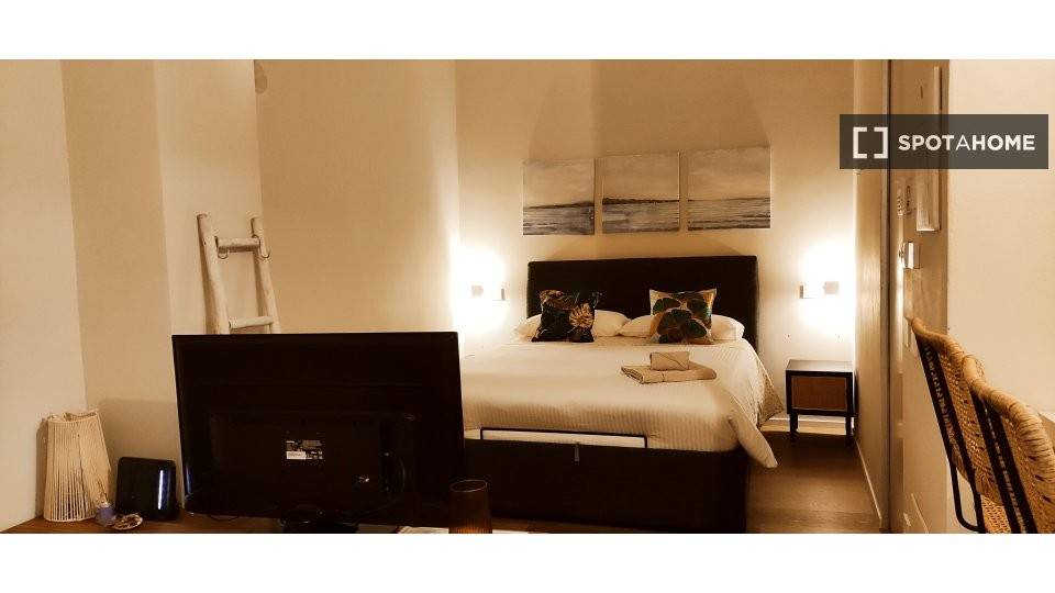 appartamento in affitto a Milano in zona Porta Ticinese