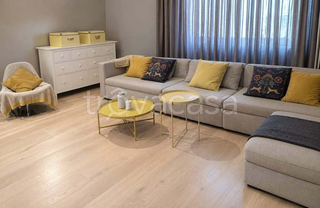 appartamento in affitto a Milano in zona XXII Marzo