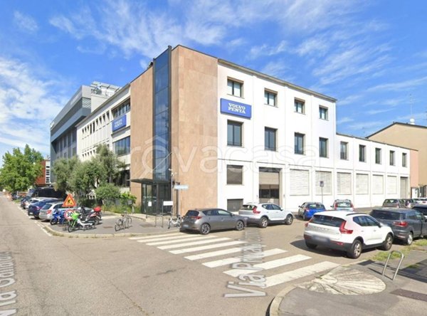 ufficio in affitto a Milano in zona Gallaratese