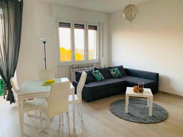 appartamento in affitto a Milano in zona Lorenteggio