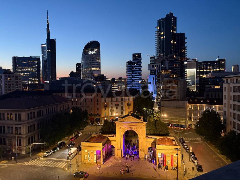 appartamento in affitto a Milano in zona Porta Nuova