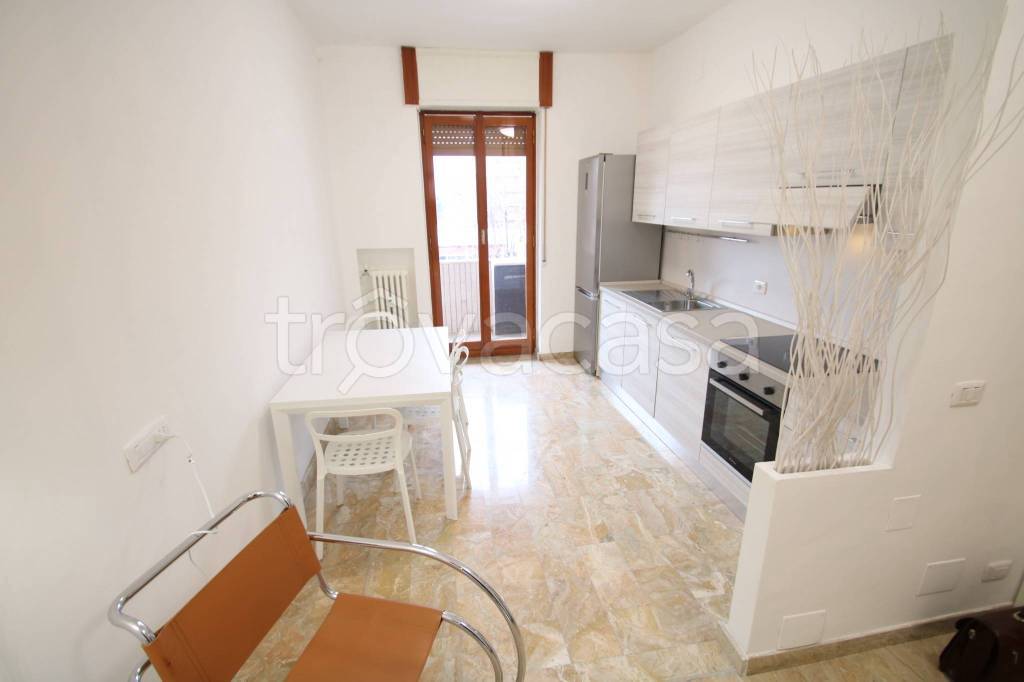 appartamento in affitto a Milano in zona Corvetto