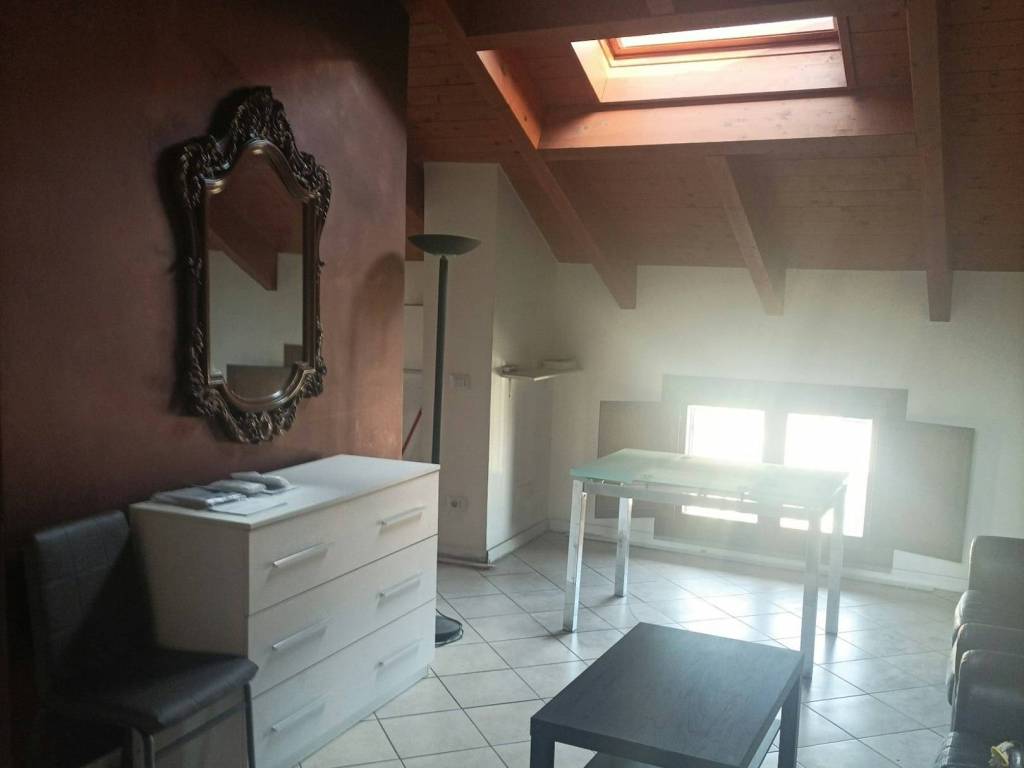 appartamento in affitto a Milano in zona Porta Romana