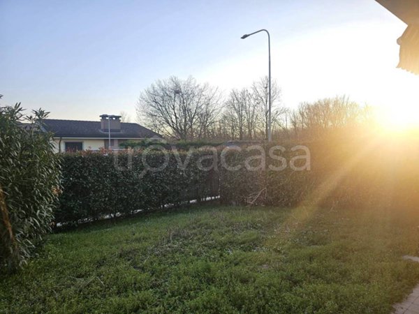 appartamento in affitto a Motta Visconti